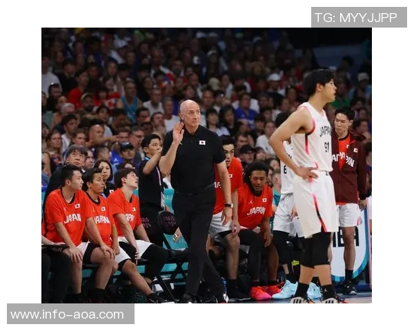 克尼佩尔表现出色4号秀13投6中贡献18分2篮板2助攻助力球队胜利