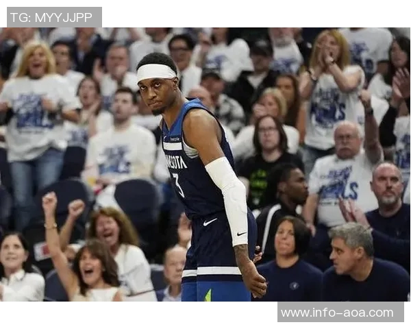 芬奇透露麦克丹尼尔斯脚踝伤势恢复良好今日参与部分训练状态良好