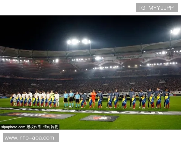 多特蒙德关注荷兰中场昆滕廷伯格罗斯续约前景不明