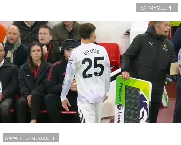 布莱克浦官方宣布解雇曼联名宿史蒂夫布鲁斯球队战绩不佳引发危机